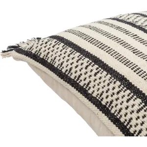 Jasna Pillow Cover