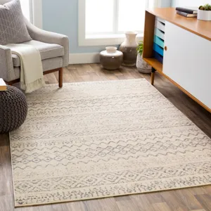 City light 6'7" x 9' Rug