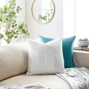 Solid Pleated Pillow Cover