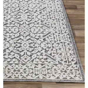 Ariana 2' x 3' Rug