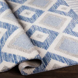 Valencia 6'7" x 9' Rug