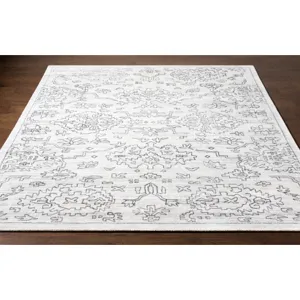 Hightower 9' x 13' Rug