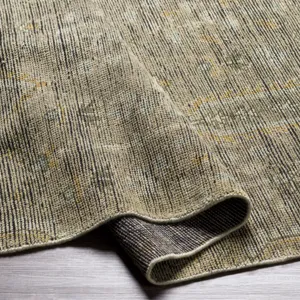 Reign 9' x 12' Rug