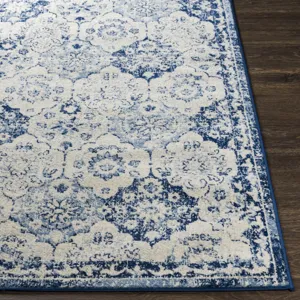 Roma 5'3" x 7'1" Rug