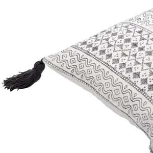 Janya Pillow Kit