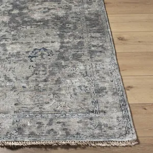 Theodora 2' x 3' Rug