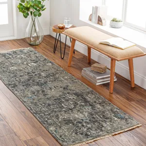 Theodora 2'6" x 8' Rug