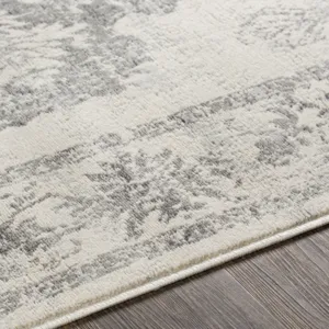 Roma 5'3" x 7'1" Rug