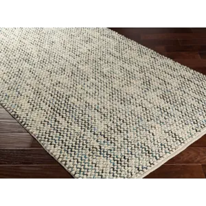 Avera 2' x 3' Rug