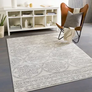 Roma 6'7" x 9' Rug