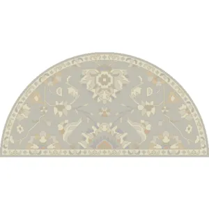 Caesar 2' x 4' Hearth Rug