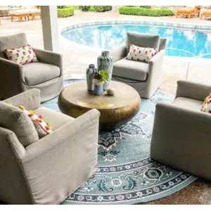 Alfresco 8'10" Round Rug
