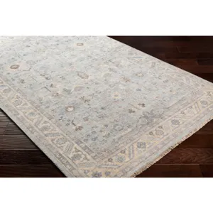 Sabine 2' x 3' Rug
