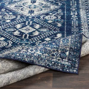 Monte Carlo 6'7" x 9' Rug