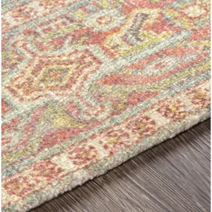 Unique 7'6" x 9'6" Rug