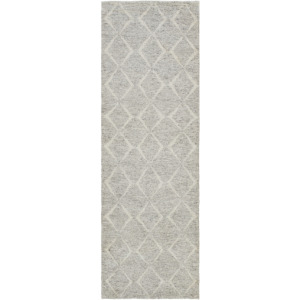 Zara 2'6" x 8' Rug