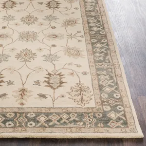 Middleton 2' x 3' Rug