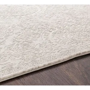 Aisha 6'7" x 9'6" Rug