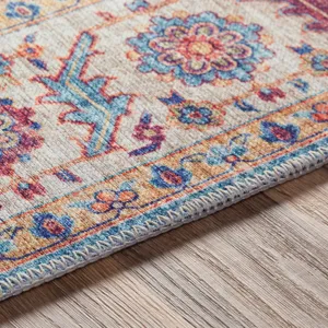 Iris 2'3" x 3'9" Rug