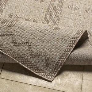 Tuareg 7'10" x 10' Rug