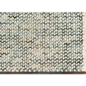 Avera 2' x 3' Rug