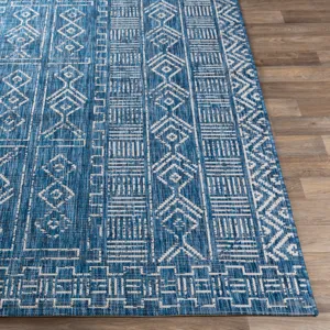 Eagean 6'7" x 9' Rug