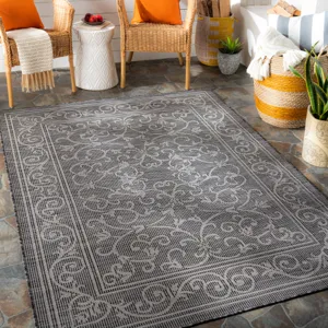 Pasadena 5'1" x 7' Rug