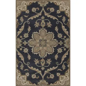Caesar 4' x 6' Rug