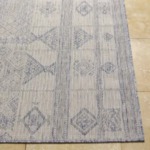Tuareg 7'10" x 10' Rug