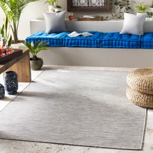 Pasadena 6'7" Square Rug
