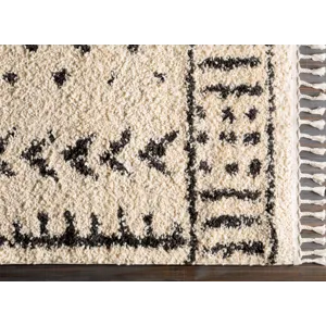 Berber Shag 6'7" x 9' Rug