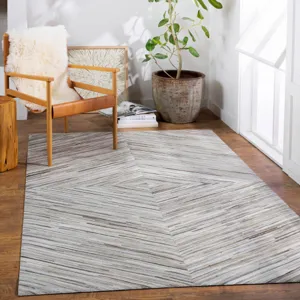 Zander 2' x 3' Rug