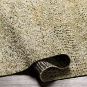 Reign 10' x 14' Rug