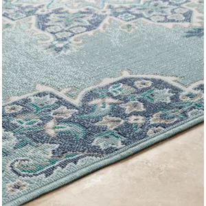 Alfresco 2'5" x 4'5" Rug