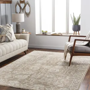 Royal 9' x 12' Rug