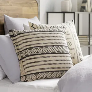 Jasna Pillow Cover