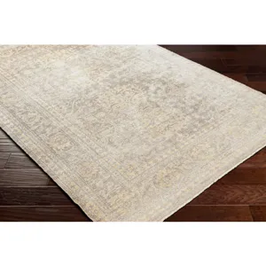 Royal 10' x 14' Rug