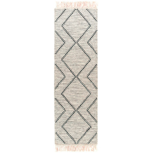 Uttar 2'6" x 8' Rug