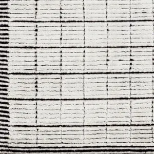 Carre 8'10" x 12' Rug