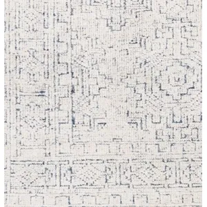 Bella 2' x 3' Rug