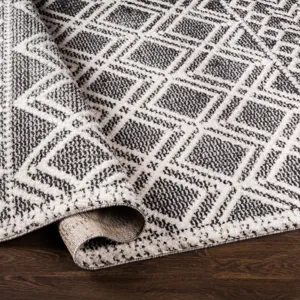 Valencia 6'7" x 9' Rug