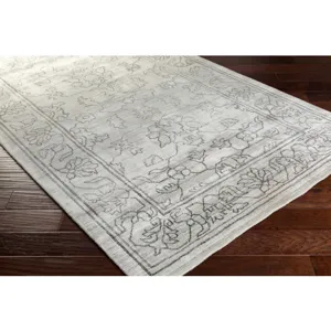 Hightower 9' x 13' Rug