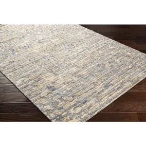 Seda 2' x 3' Rug