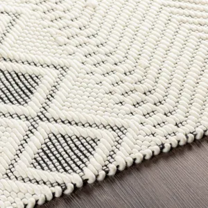 Saint Clair 2' x 3' Rug