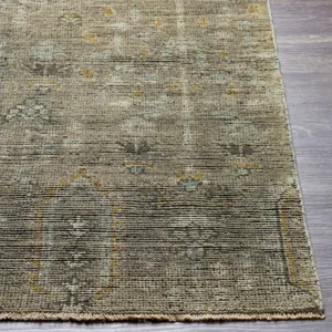 Reign 6' x 9' Rug