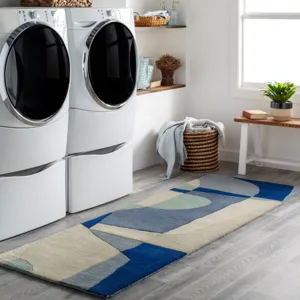 Forum 3' x 12' Rug