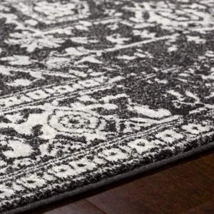 Harput 7'10" x 10'3" Rug