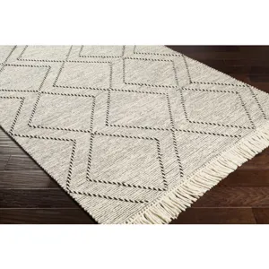 Uttar 5' x 7'6" Rug
