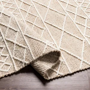 Uttar 2'6" x 8' Rug