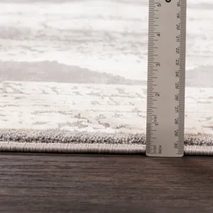 Tibetan 6'7" x 9'6" Rug